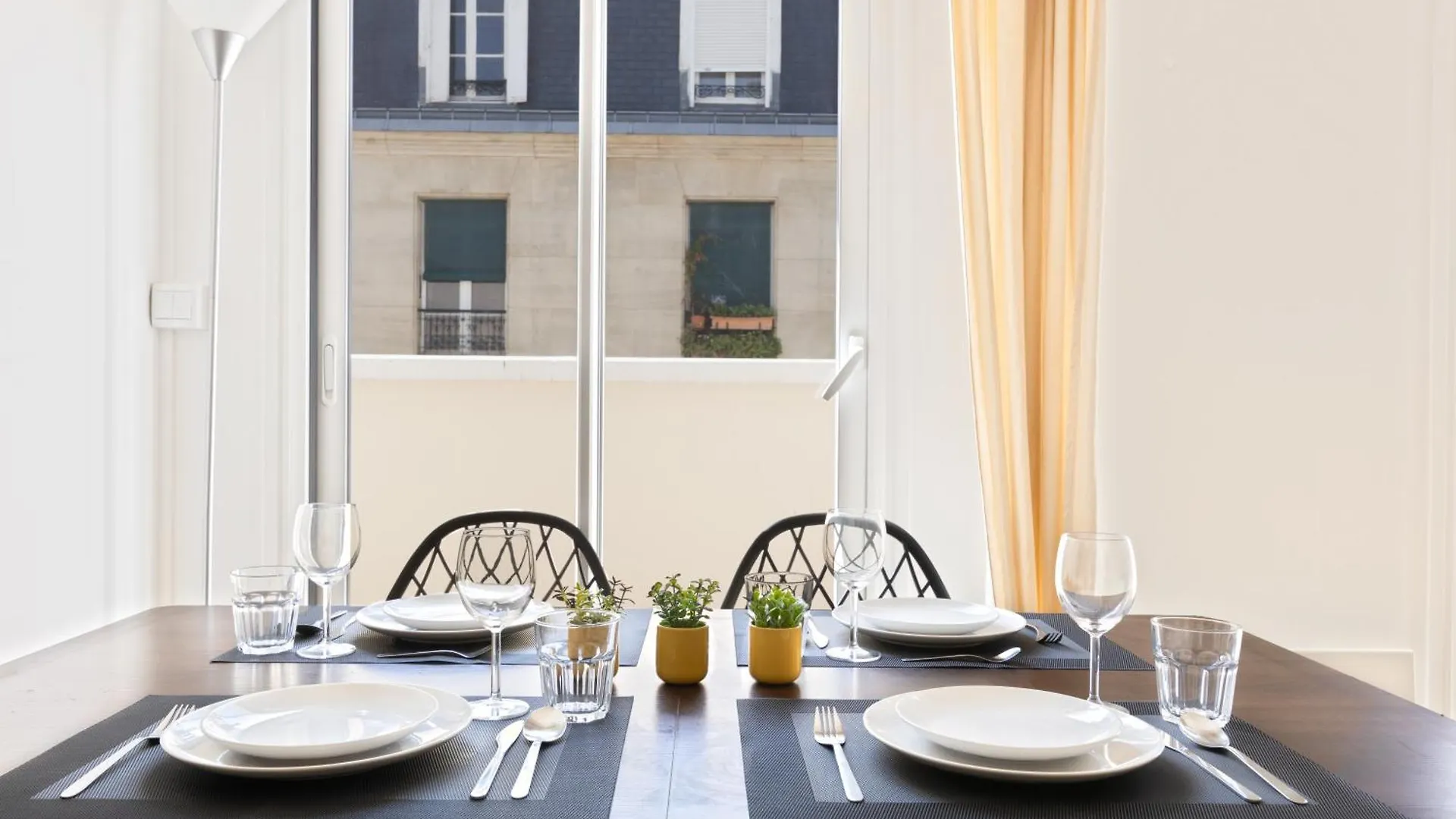 Appartement Quartier Luxembourg Free Netflix Paris