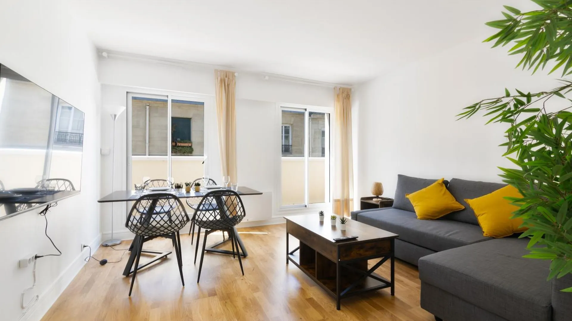 Appartement Quartier Luxembourg Free Netflix Paris Lägenhet